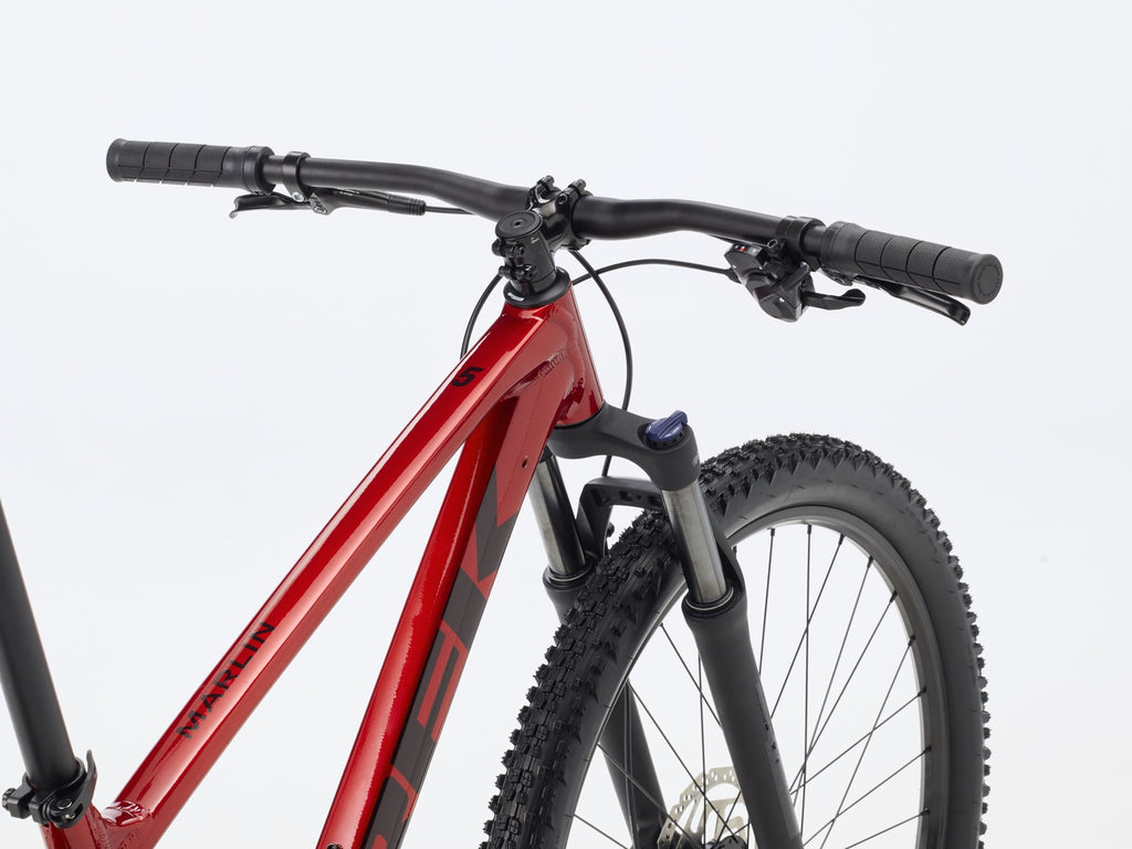 Trek Marlin 5 Gen 3 XL mountain bike in Fury Red