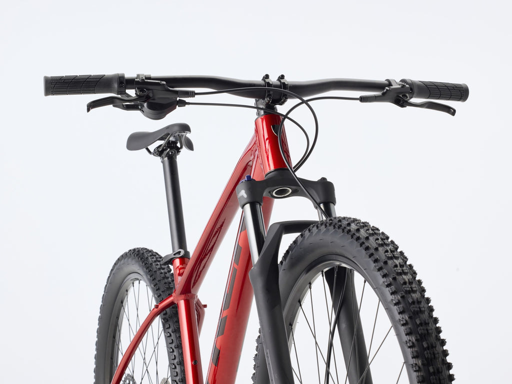 Trek Marlin 5 Gen 3 XL mountain bike in Fury Red