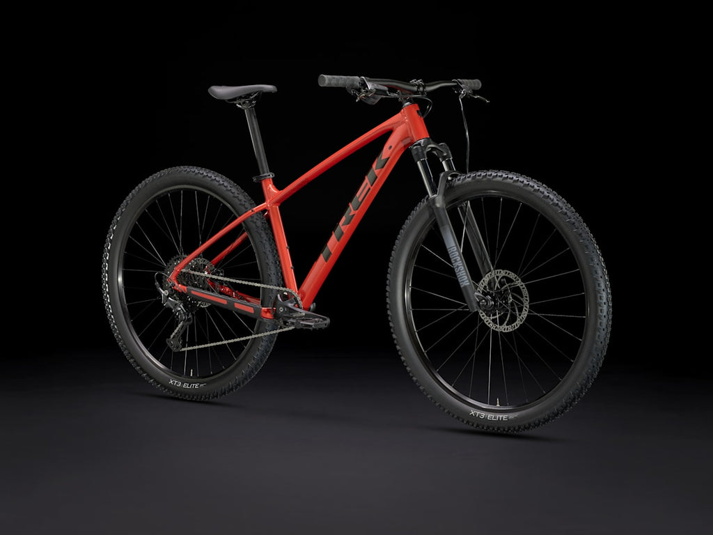 Trek Marlin 6 Gen 3 M — Lava