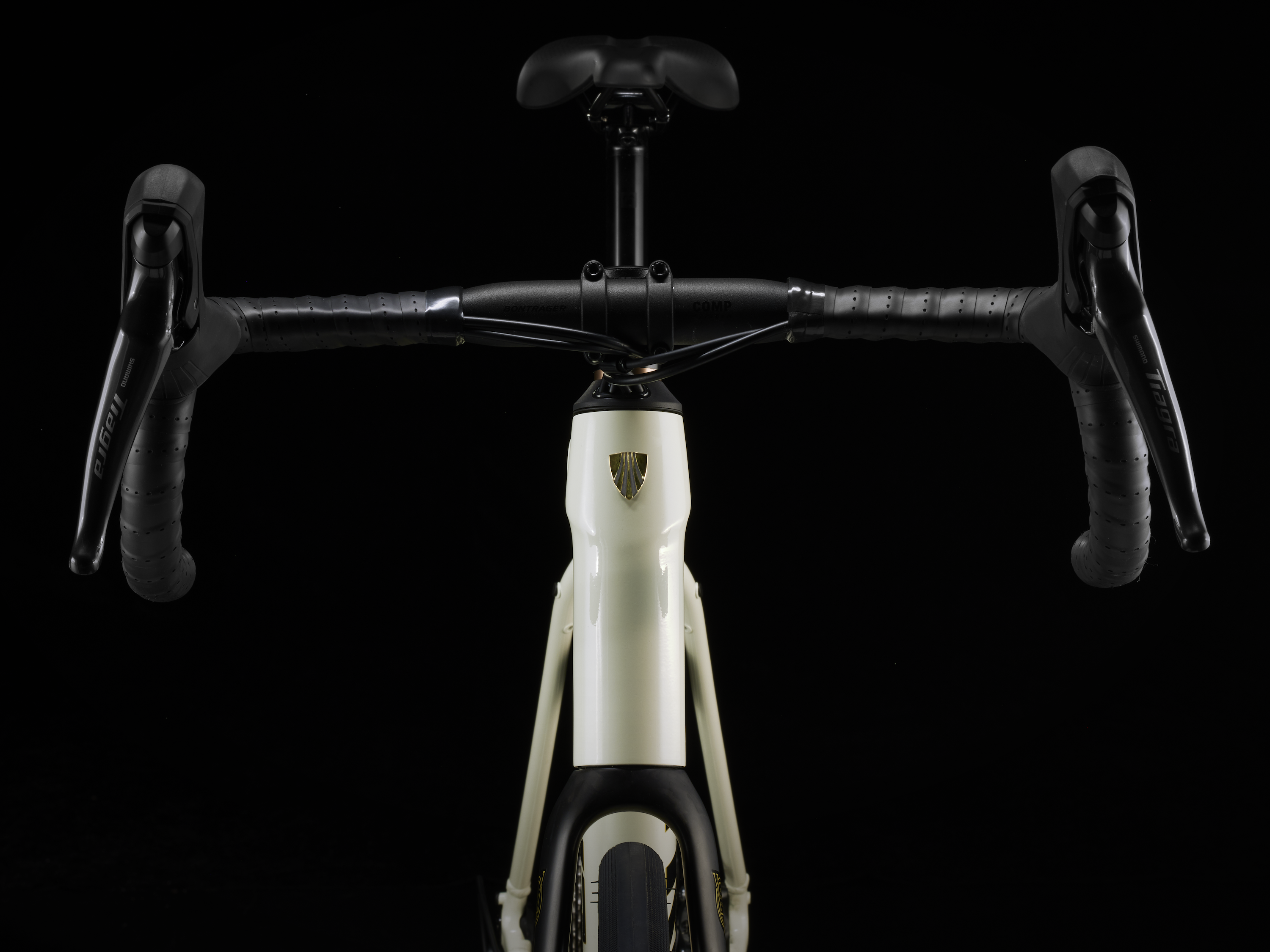 DOMANE AL 4 49 WHT