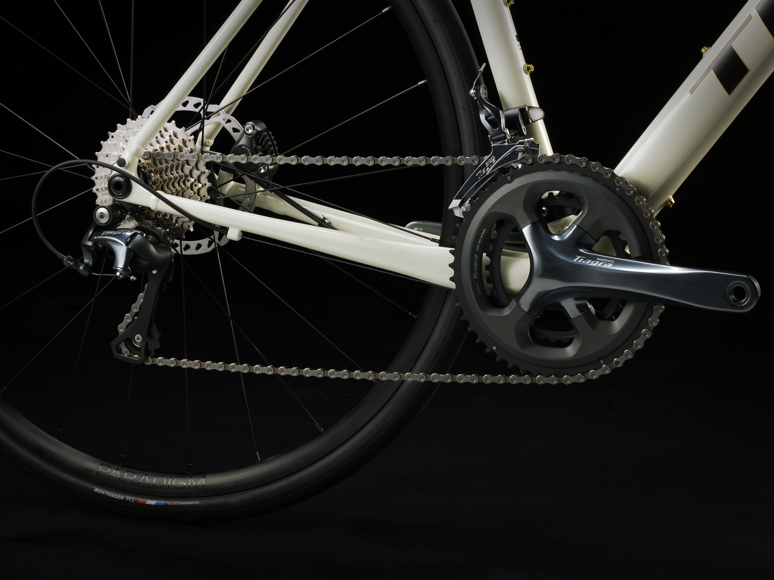 DOMANE AL 4 49 WHT