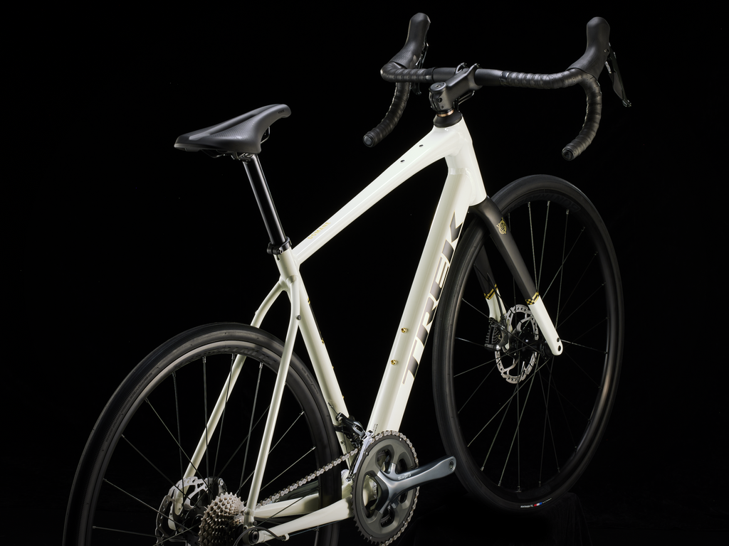 DOMANE AL 4 49 WHT
